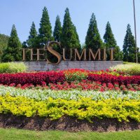 Shopping near St Clair County Airport - The Summit